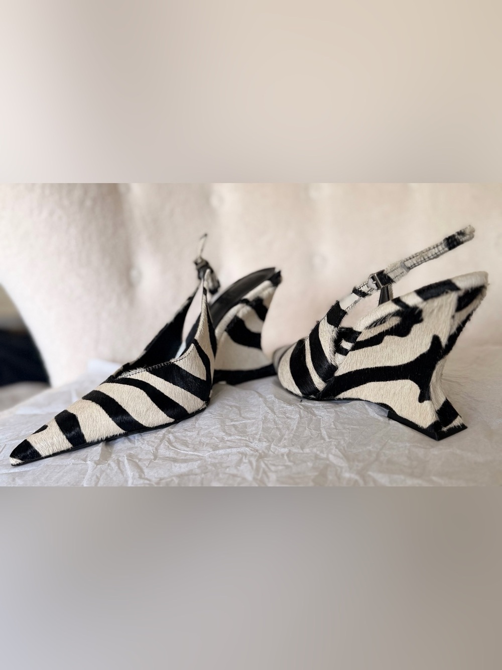 Zebra-Print Pointed Toe Slingback Heels - Black & White - Picture 3 of 7